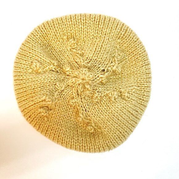 NWT HandKnit Bobble Decorated Slouch Retro Style Beanie Hat One Size Fits Most - Picture 3 of 8